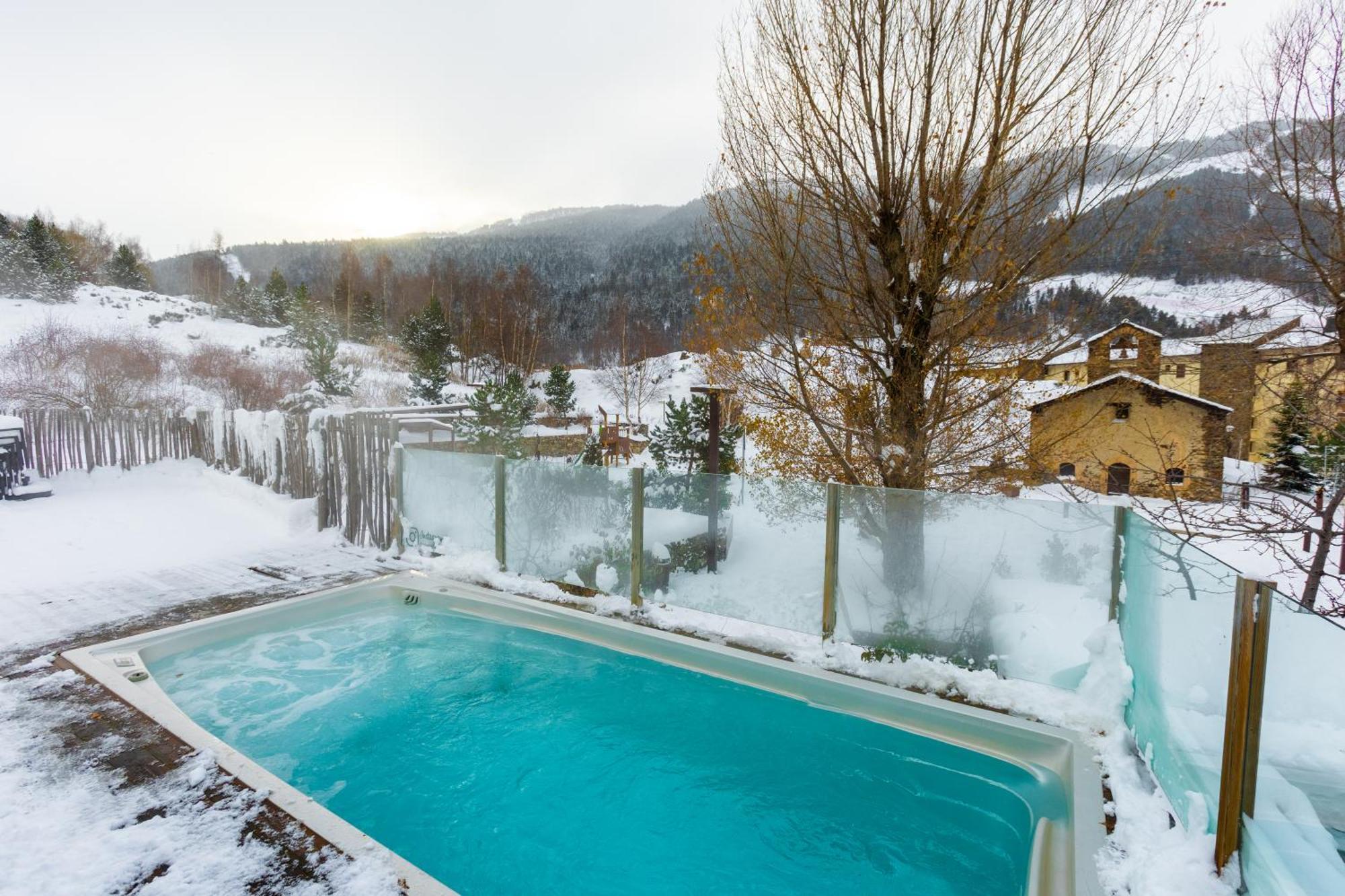 Mountain Hostel Tarter Eksteriør bilde